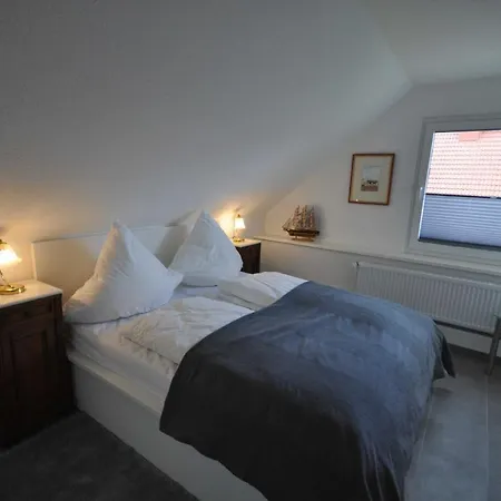 Nr 28 - Ferienwohnung Am Yachthafen Harlesiel Exterior foto